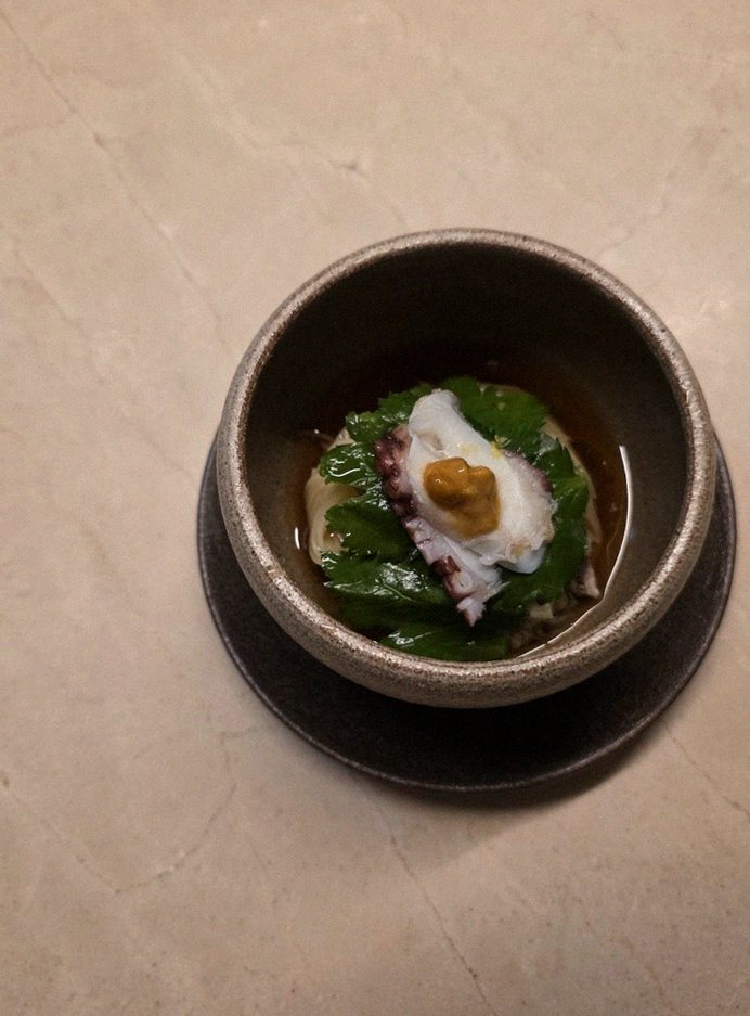 WOOARA Gwanghwamun · 新鲜韩牛生拌牛肉