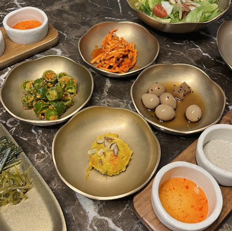DAEBOJUNG City Hall · assorted Korean side dishes (banchan)