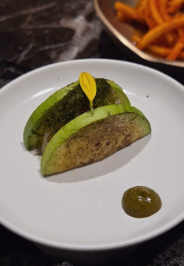 DAEBOJUNG Yeouido · a plated course of Hanwoo beef