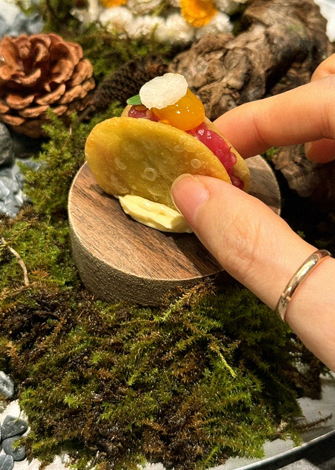 GOWOOGA Gangnam·Yeoksam · dessert to close the omakase