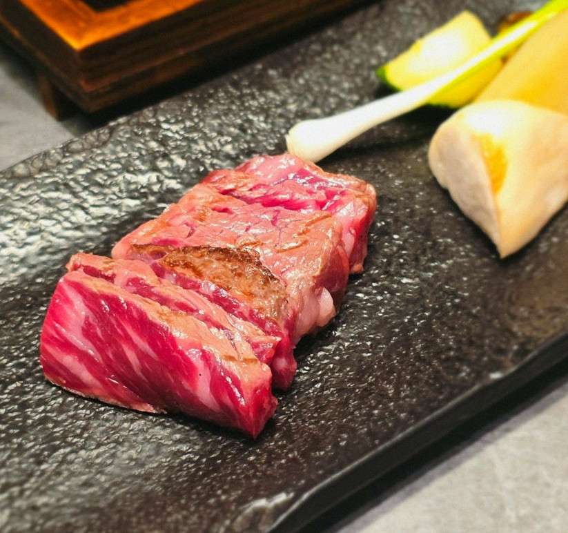 WOOHANA Jonggak · premium marbled Hanwoo beef presented before grilling
