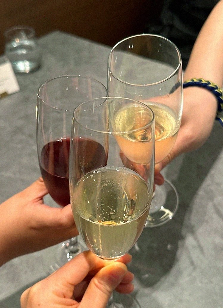 WOOHANA Jonggak · drink pairings