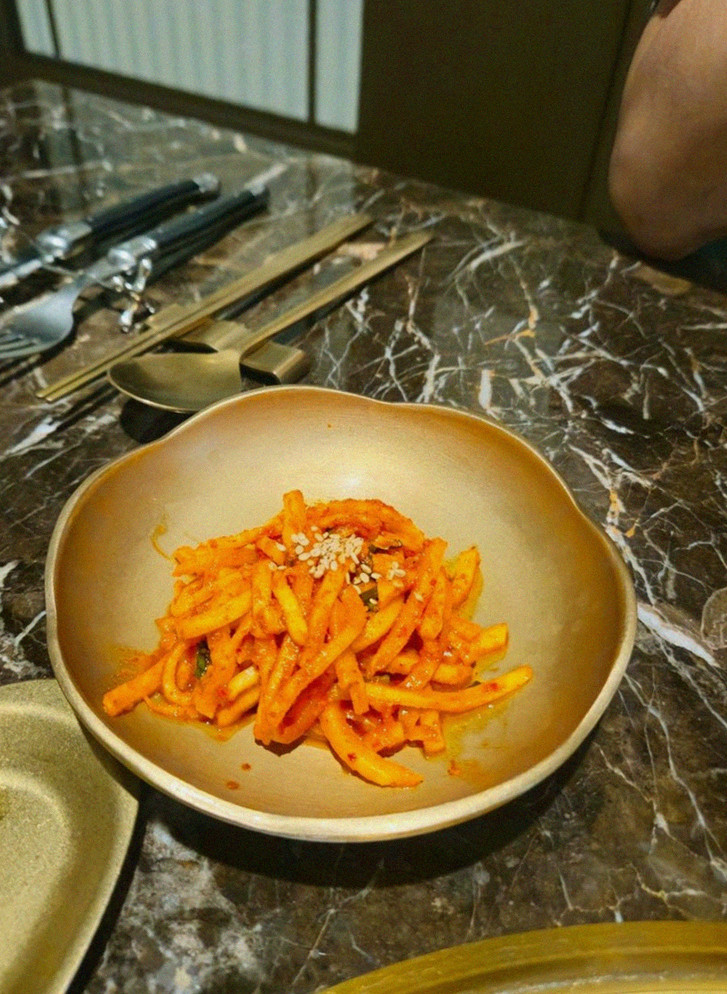 대보정 시청역점 · 서울 한우오마카세 · 신선한 한우 육회