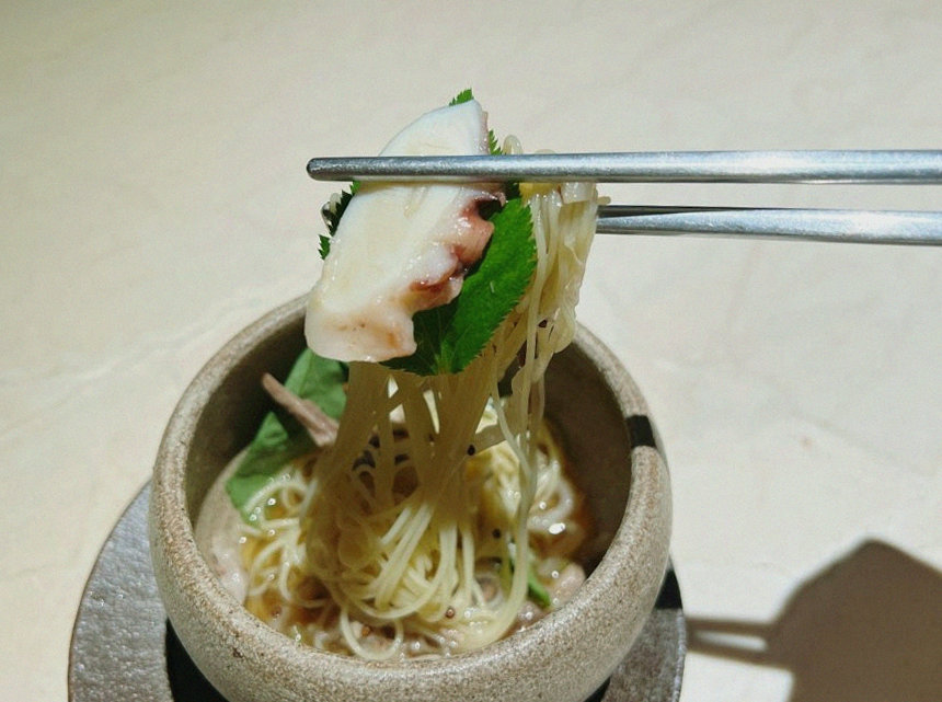 WOOARA Yeouido · 締めの温かいスープ