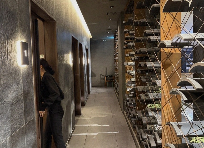 GOWOOGA Gwanghwamun · a private dining room — every table is a private room