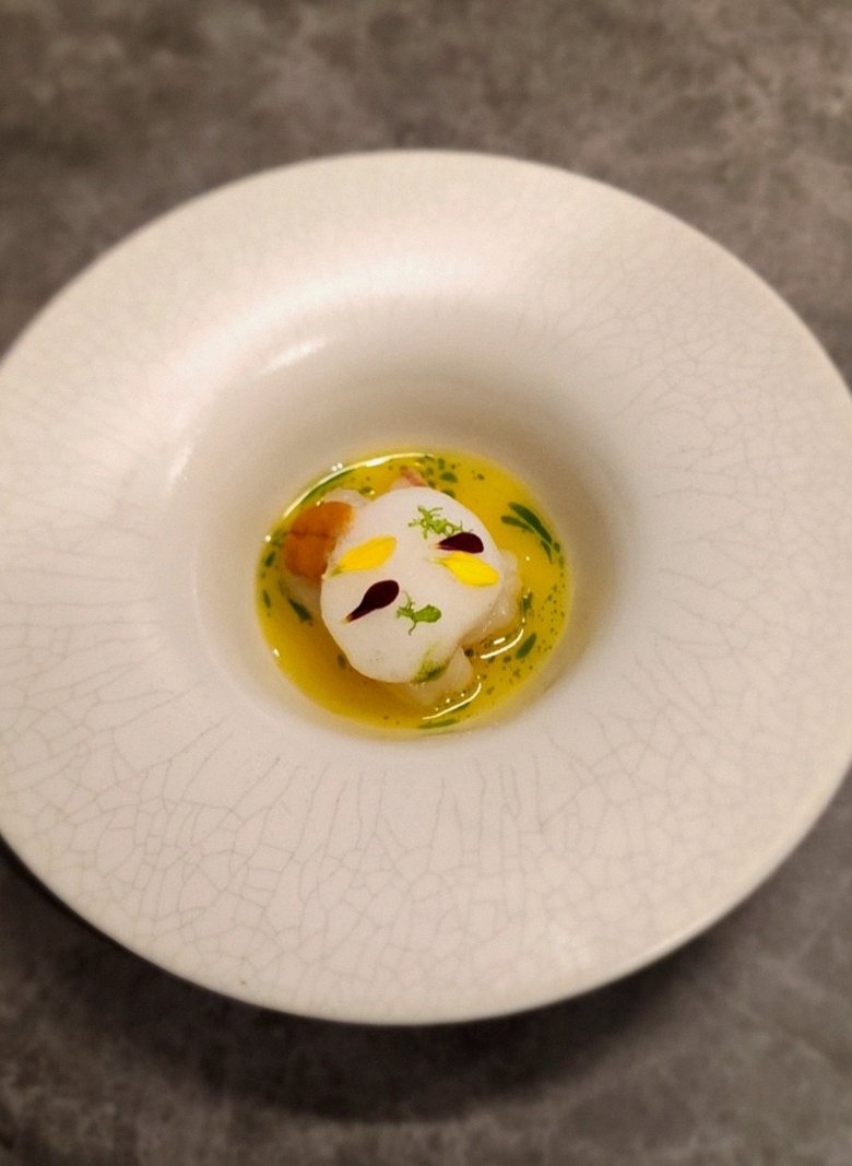 GOWOOGA Gwanghwamun · fresh Hanwoo beef tartare (yukhoe)