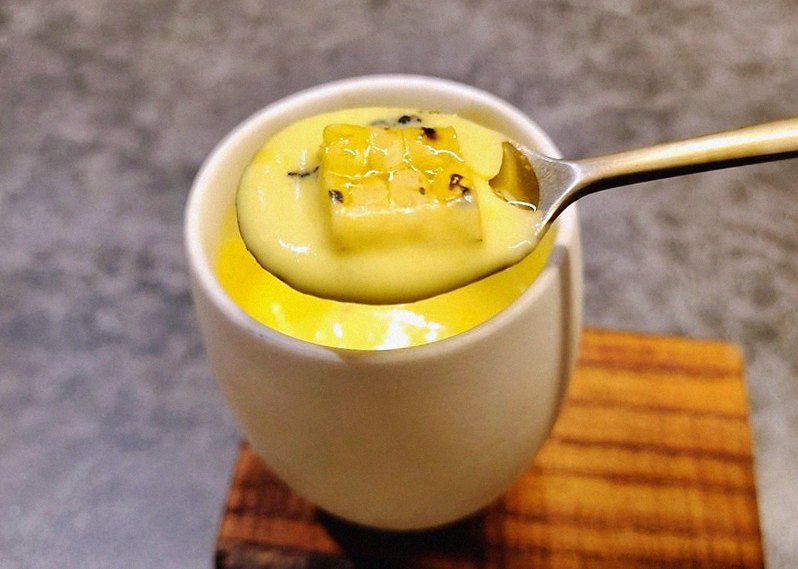 GOWOOGA Yeouido · a warm soup to finish the course