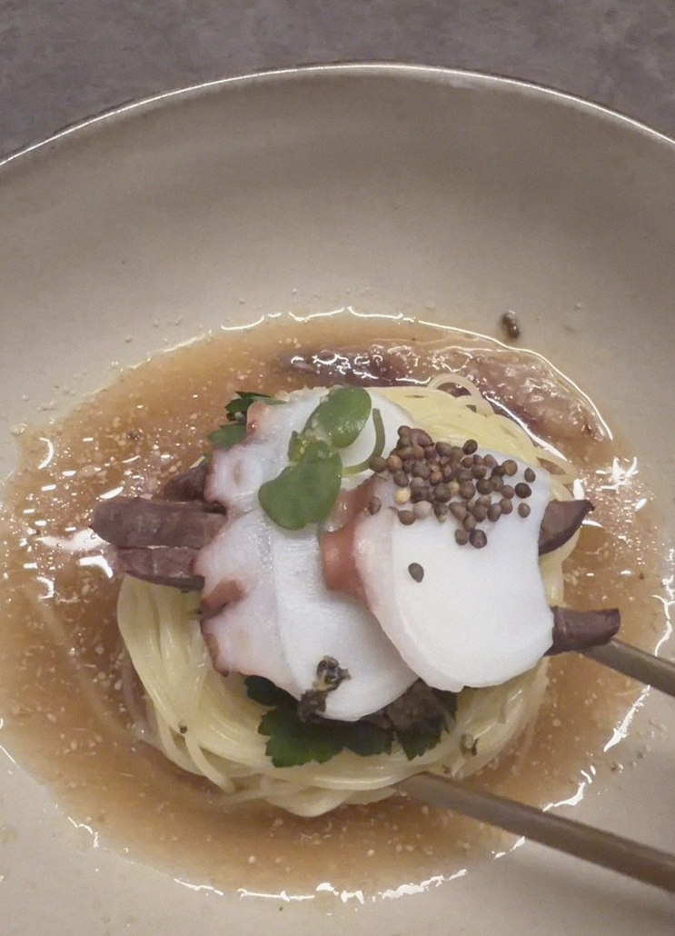 GOWOOGA Yeouido · a plated course of Hanwoo beef
