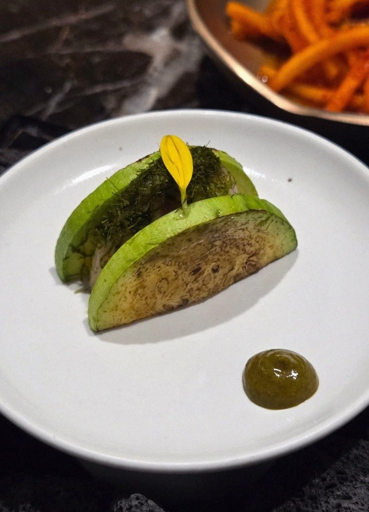 대보정 여의도점 · 여의도 IFC 맛집 · 한 접시씩 정성껏 플레이팅된 한우 코스 요리