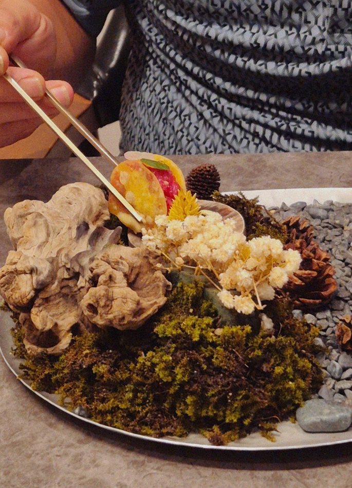 GOWOOGA Gwanghwamun · assorted Korean side dishes (banchan)