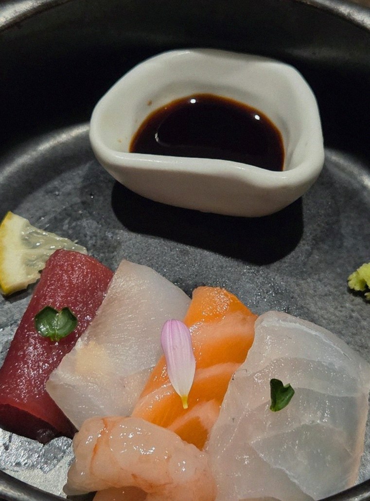 DAEBOJUNG City Hall · seafood course served alongside the beef