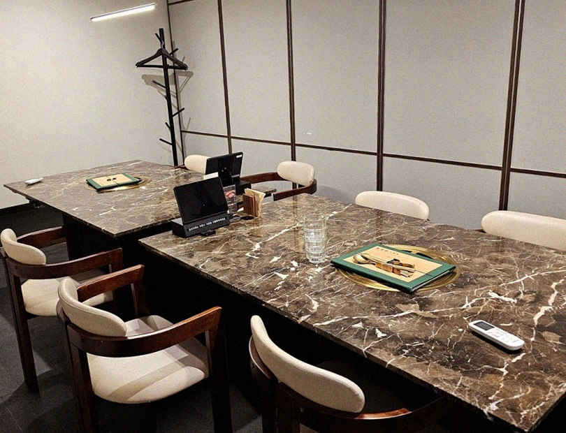 DAEBOJUNG City Hall · a private dining room — every table is a private room