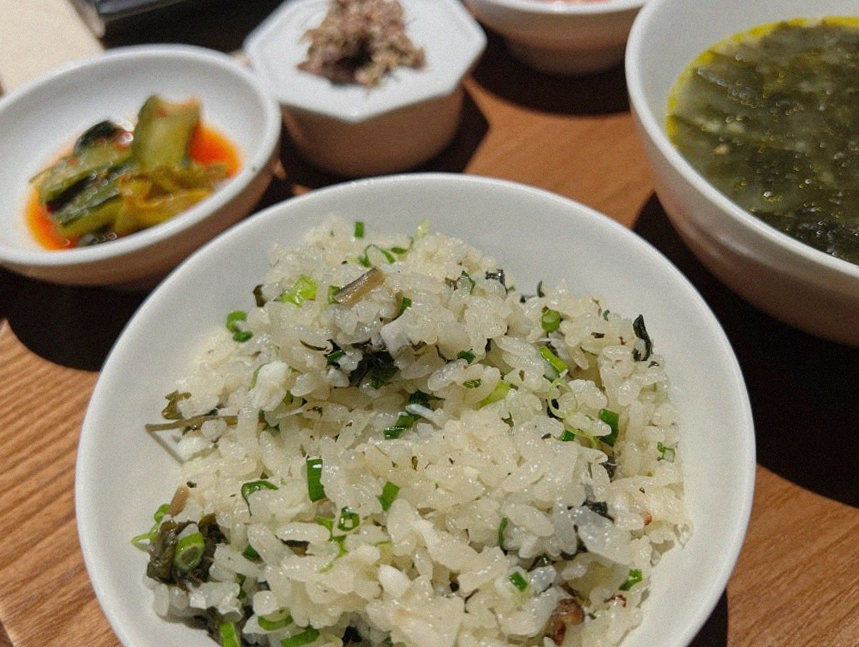 WOOARA Gwanghwamun · the rice course with accompaniments