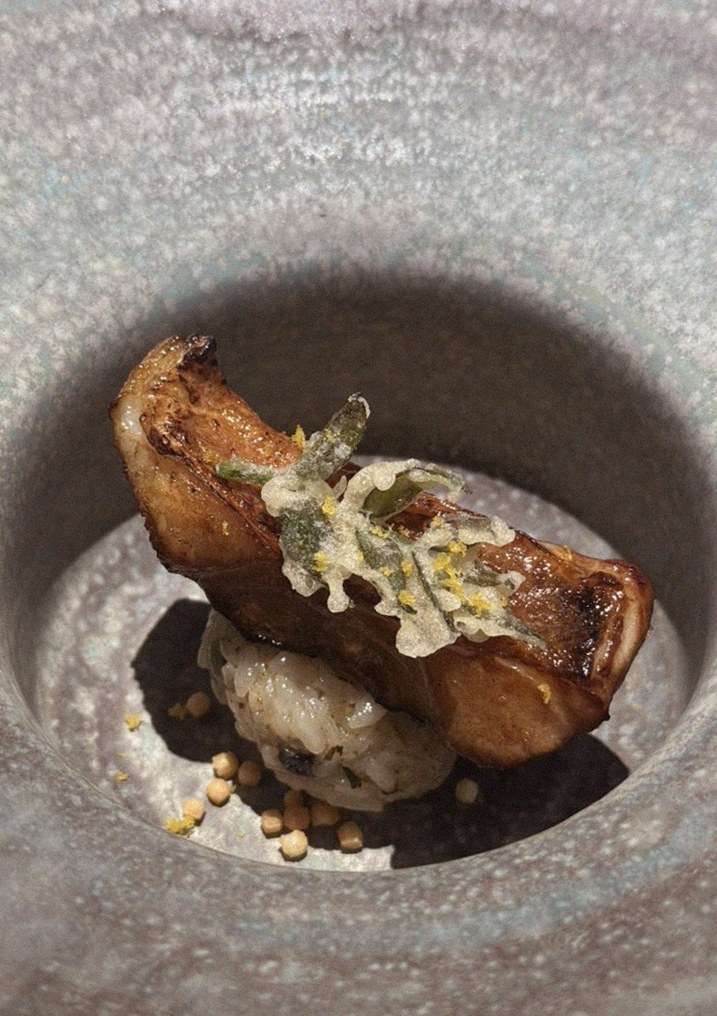 WOOARA Yeouido · a plated course of Hanwoo beef