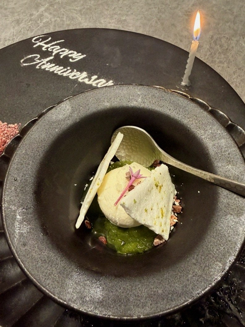 WOOHANA Jonggak · a plated course of Hanwoo beef