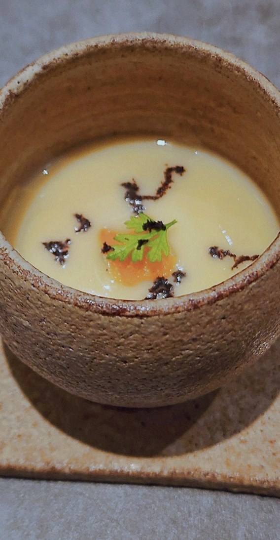 WOOHANA Jonggak · a warm soup to finish the course
