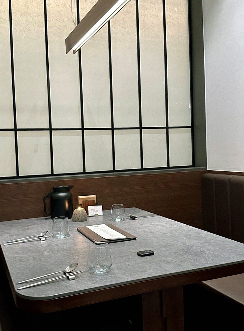 WOOHANA Jonggak · a private dining room — every table is a private room