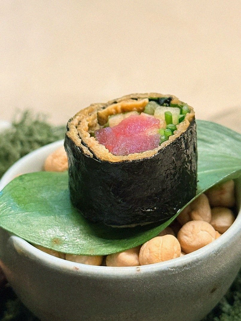 WOOARA Gwanghwamun · fresh Hanwoo beef tartare (yukhoe)