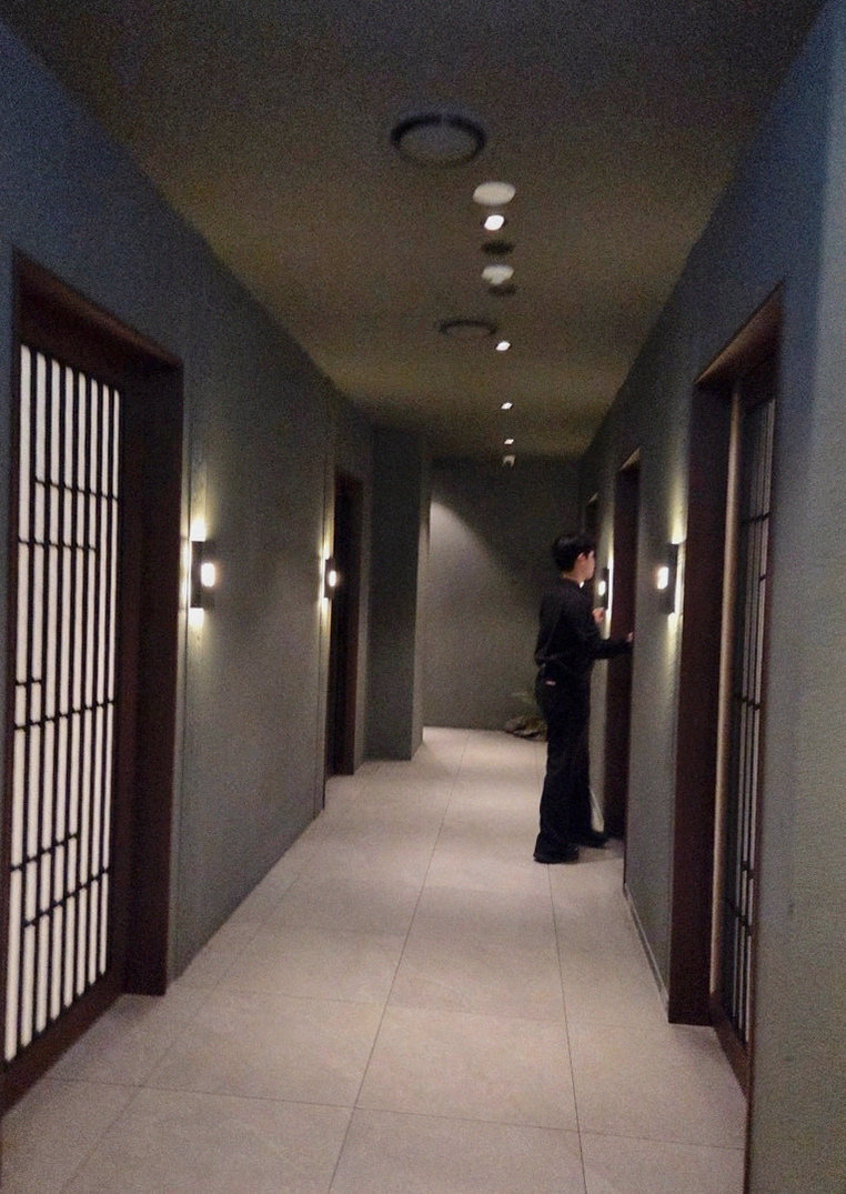 GOWOOGA Gangnam·Yeoksam · a private dining room — every table is a private room