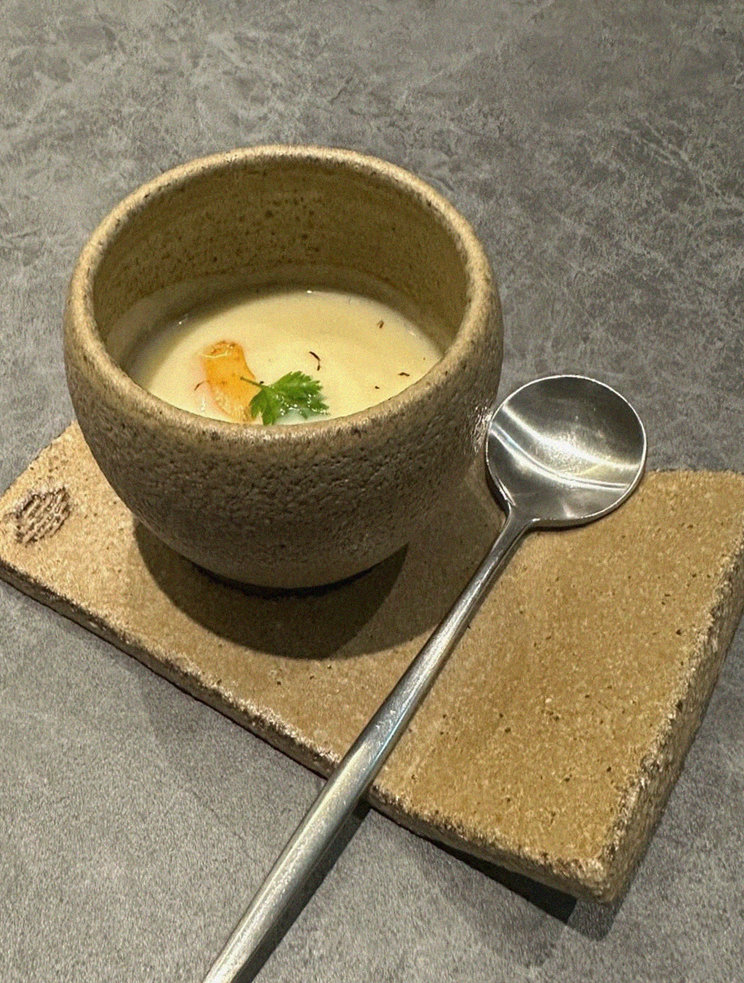 WOOHANA Yeouido · a warm soup to finish the course