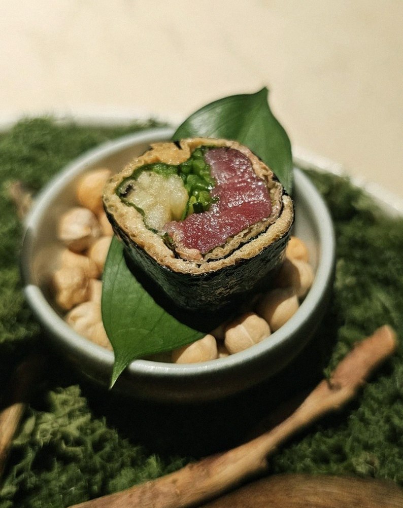 WOOARA Yeouido · fresh Hanwoo beef tartare (yukhoe)