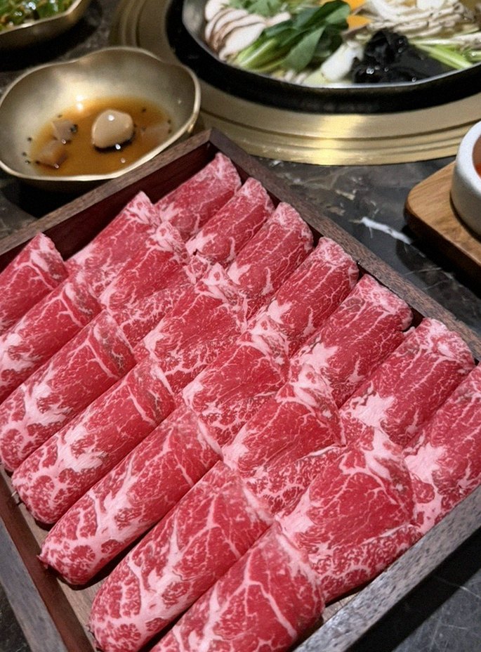 대보정 시청역점 · 서울 한정식맛집 · 마블링이 살아있는 프리미엄 한우 쇼잉