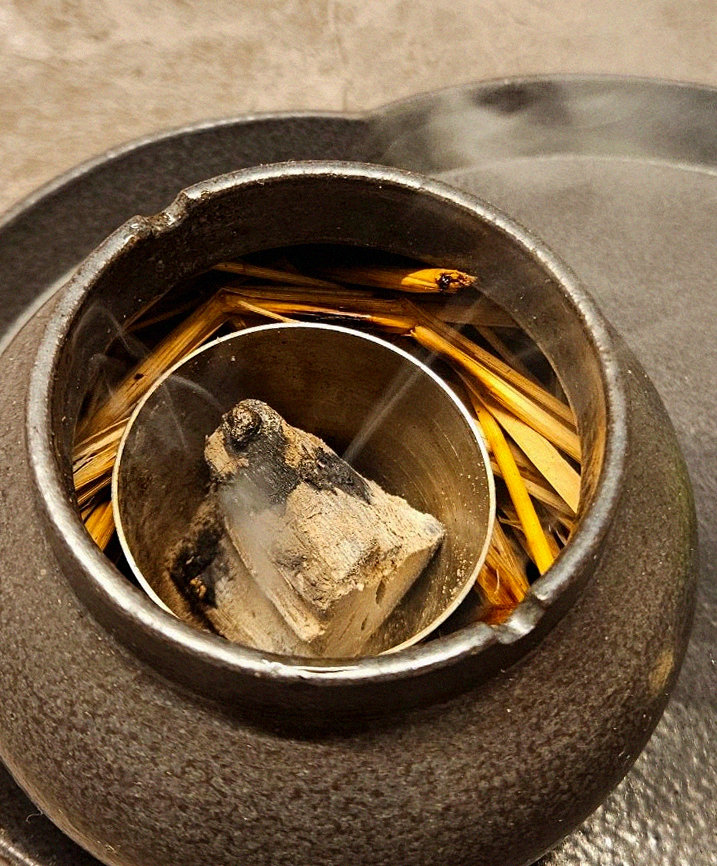 GOWOOGA Yeouido · Hanwoo beef grilling over binchotan charcoal