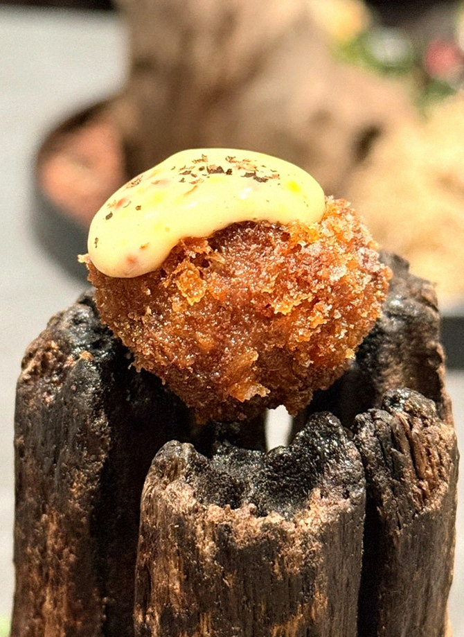 우하나 여의도점 · 여의도 더현대 맛집 · 신선한 한우 육회