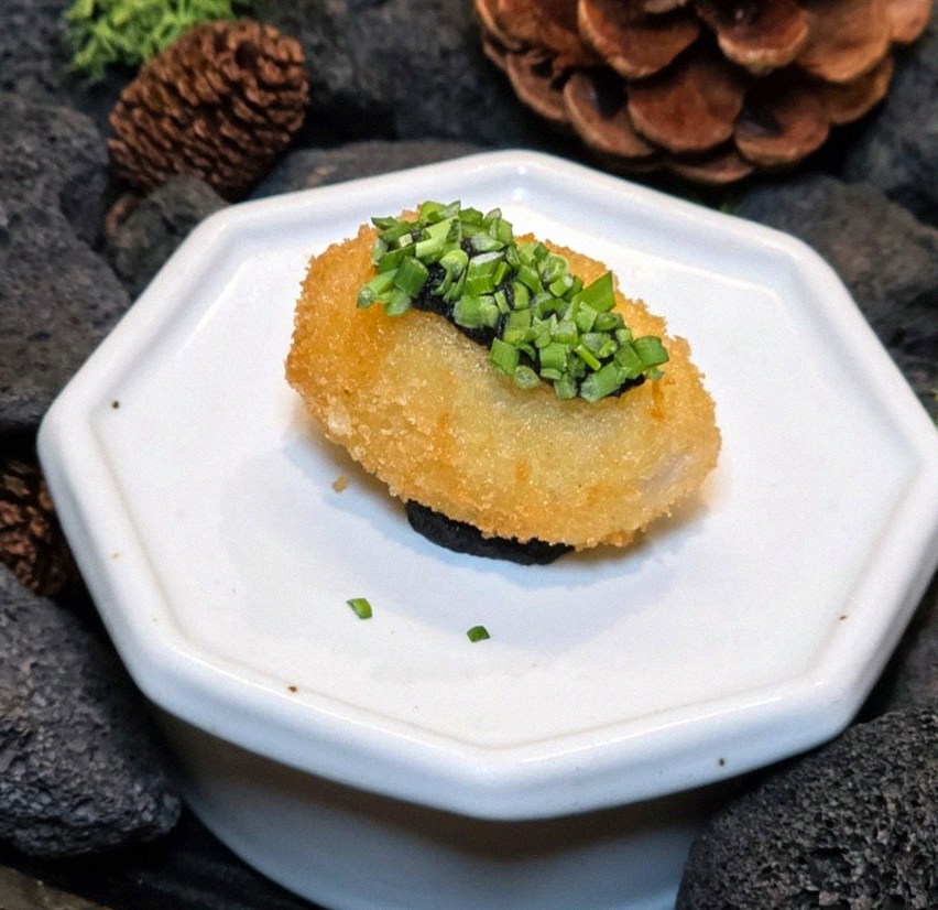대보정 시청역점 · 서울역 맛집 한우오마카세 · 신선한 한우 육회