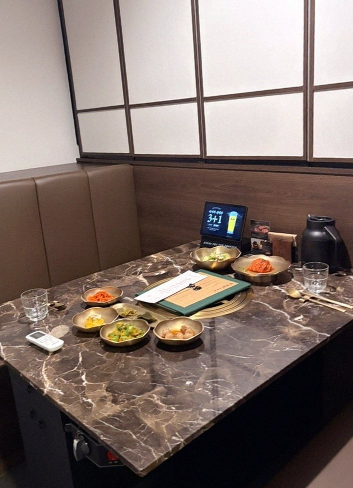 대보정 시청역점 · 서울역 맛집 한우오마카세 · 코스에 곁들여지는 해산물 요리