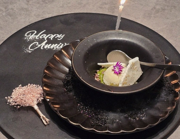 WOOHANA Yeouido · dessert to close the omakase