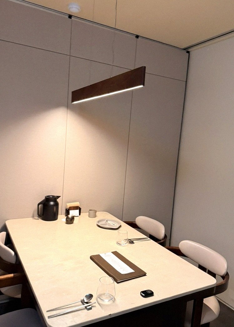 WOOARA Gwanghwamun · a private dining room — every table is a private room