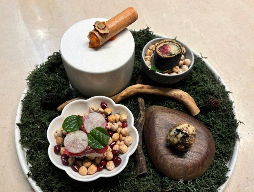 WOOARA Gwanghwamun · dessert to close the omakase