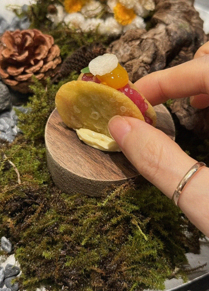 GOWOOGA Gangnam·Yeoksam · dessert to close the omakase