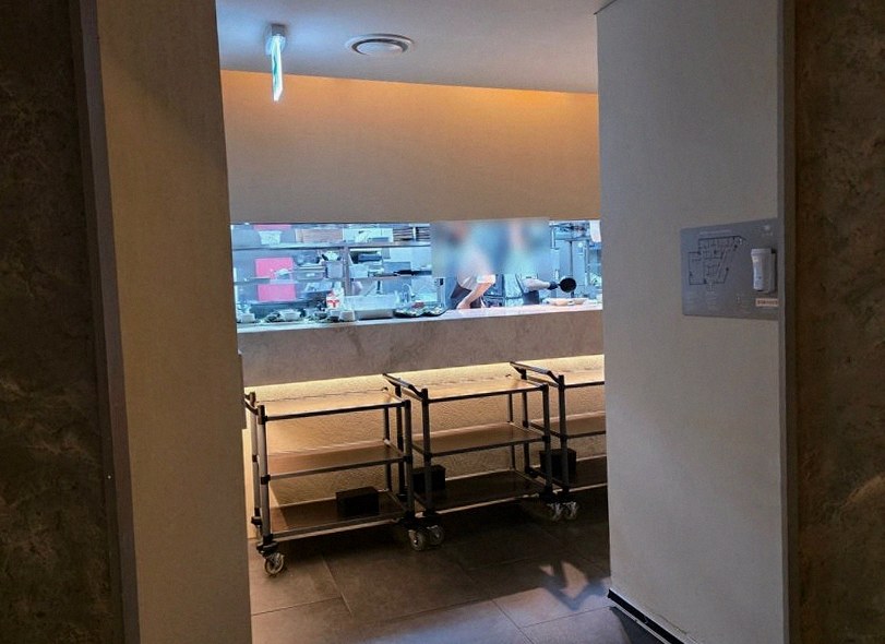 WOOARA Gwanghwamun · a private dining room — every table is a private room