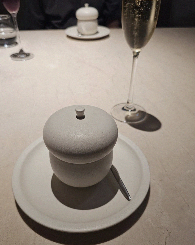 WOOARA Gwanghwamun · a plated course of Hanwoo beef