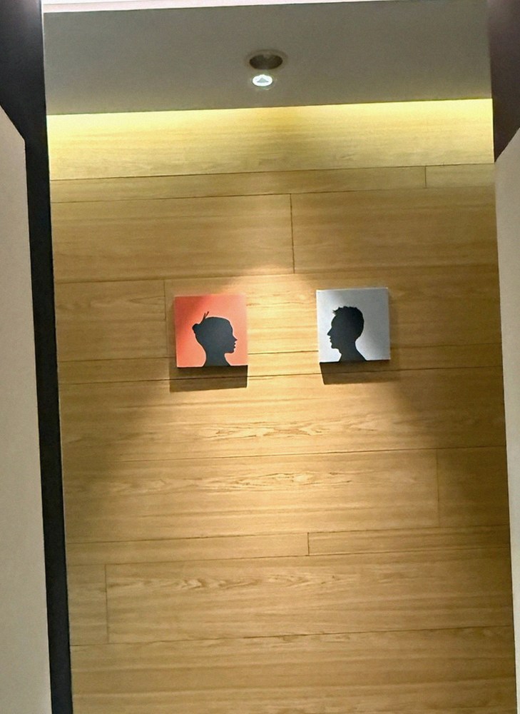 우아라 여의도점 · 더현대 근처 맛집 · 전 좌석 프라이빗 룸 내부 분위기
