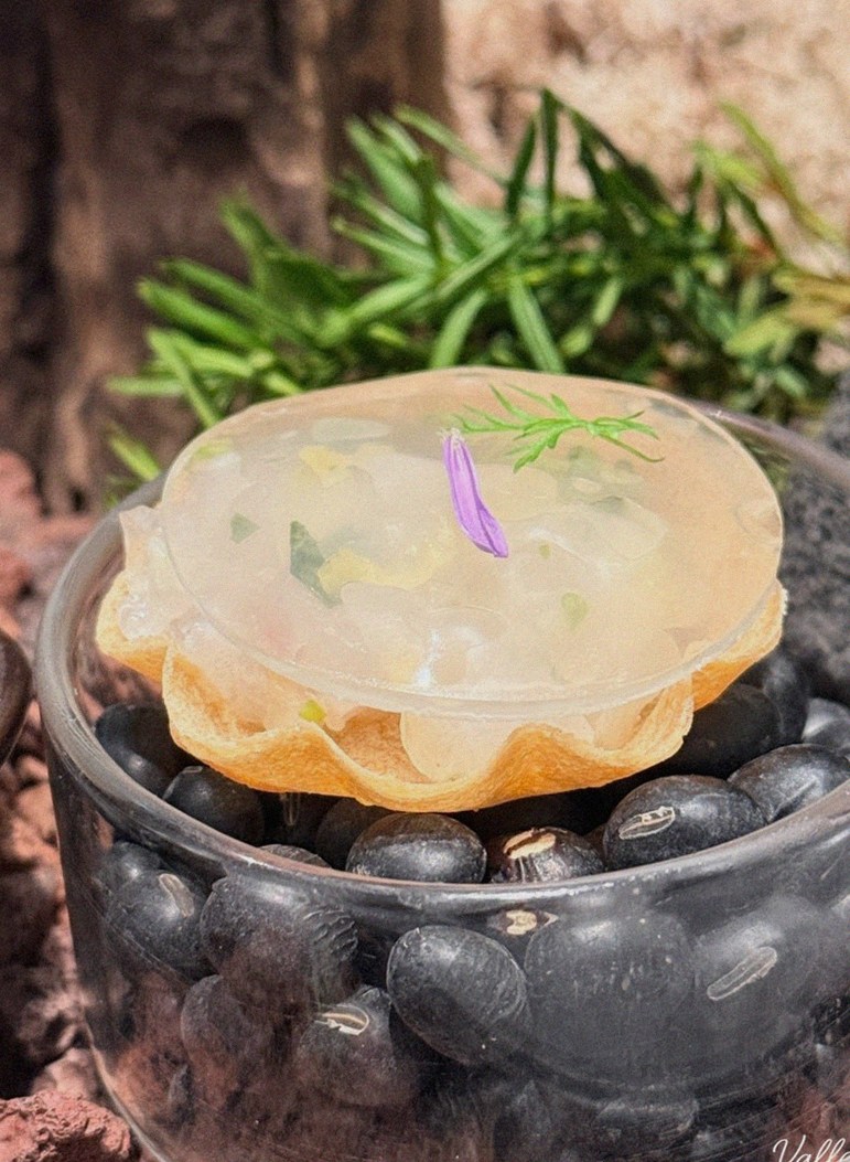 WOOHANA Jonggak · a warm soup to finish the course