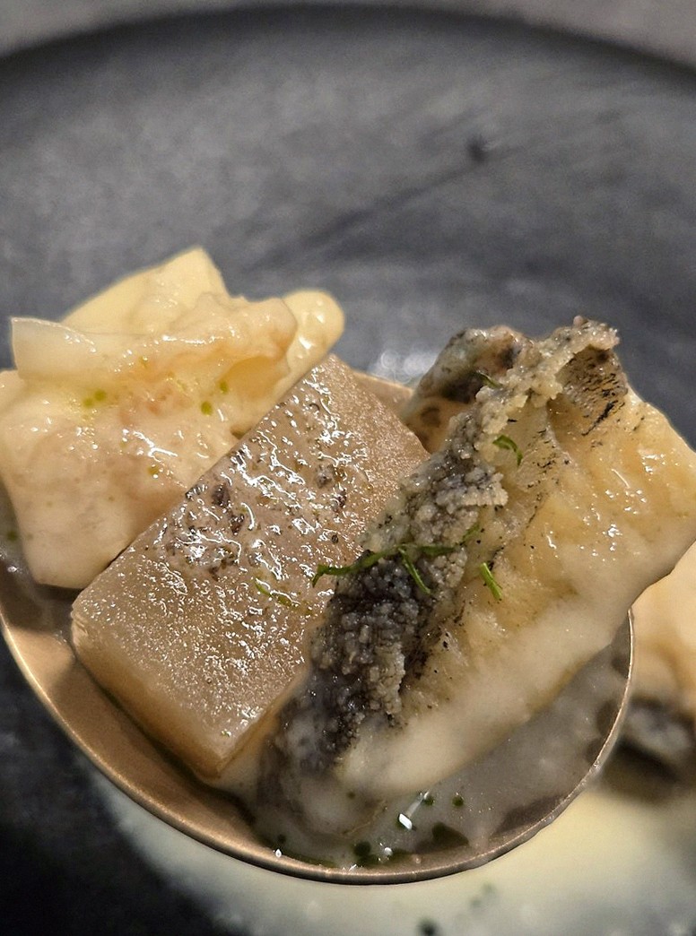 GOWOOGA Gwanghwamun · seafood course served alongside the beef