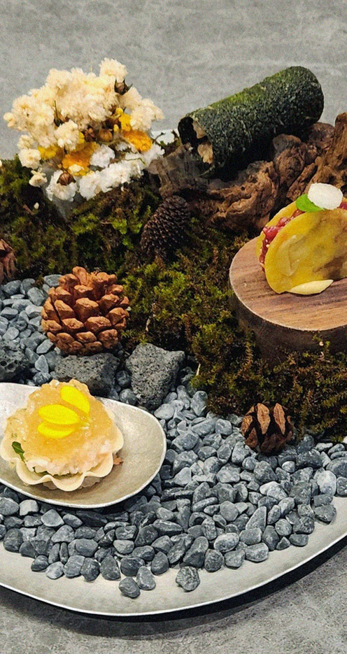 GOWOOGA Gangnam·Yeoksam · fresh Hanwoo beef tartare (yukhoe)