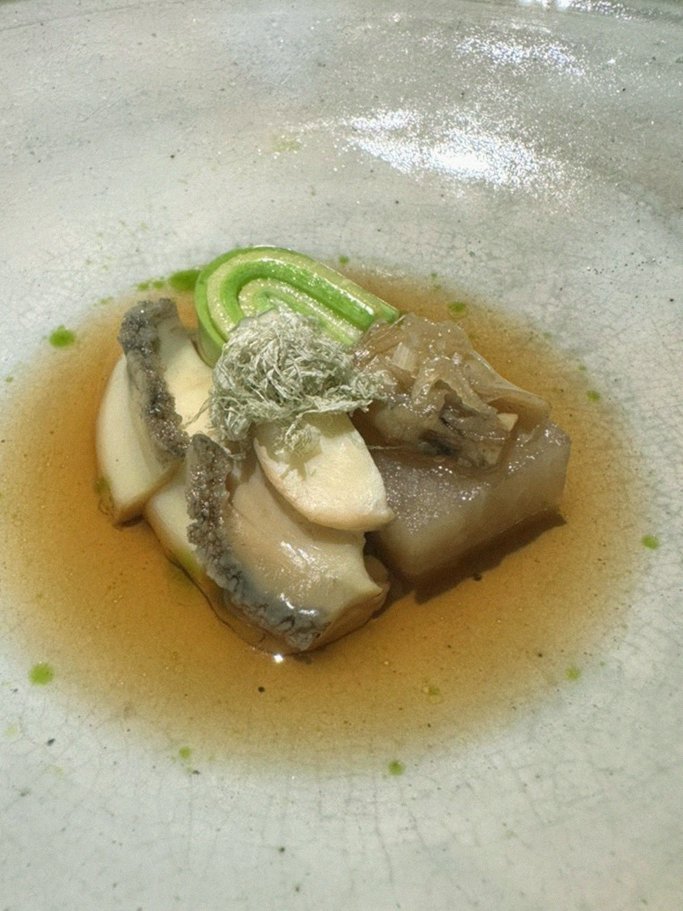 우아라 광화문점 · 경복궁역 점심맛집 · 코스에 곁들여지는 해산물 요리