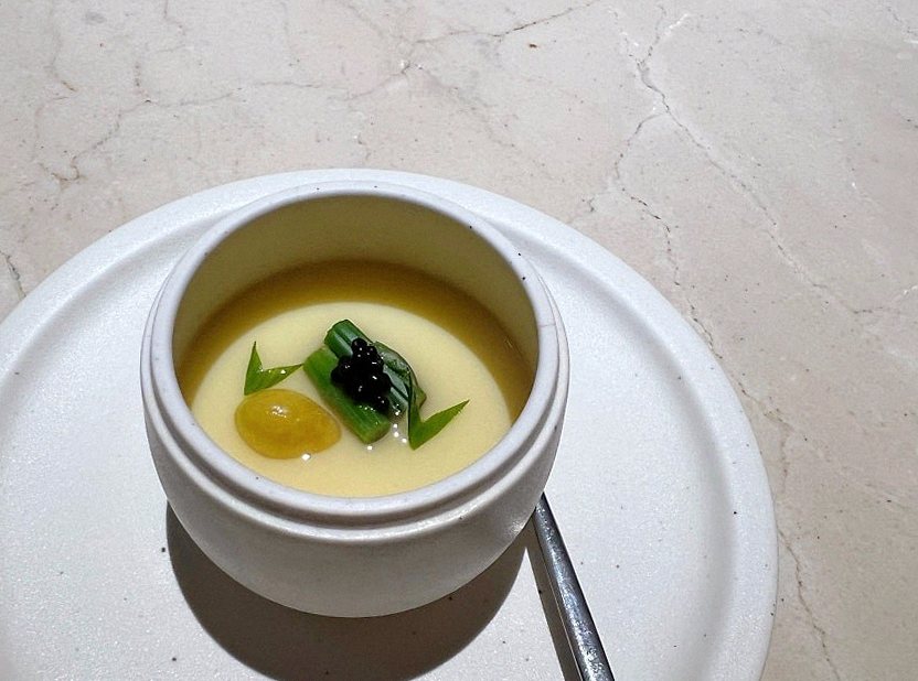 우아라 광화문점 · 경복궁역 점심맛집 · 따뜻하게 마무리하는 국물 요리