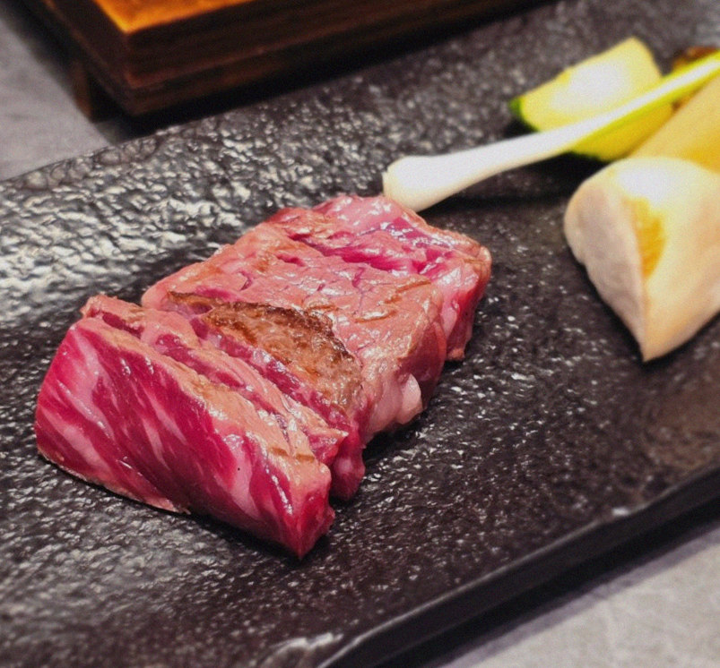 WOOHANA Jonggak · premium marbled Hanwoo beef presented before grilling