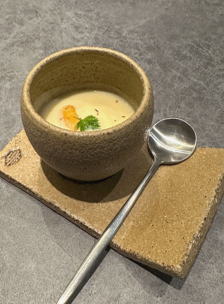 WOOHANA Jonggak · a warm soup to finish the course