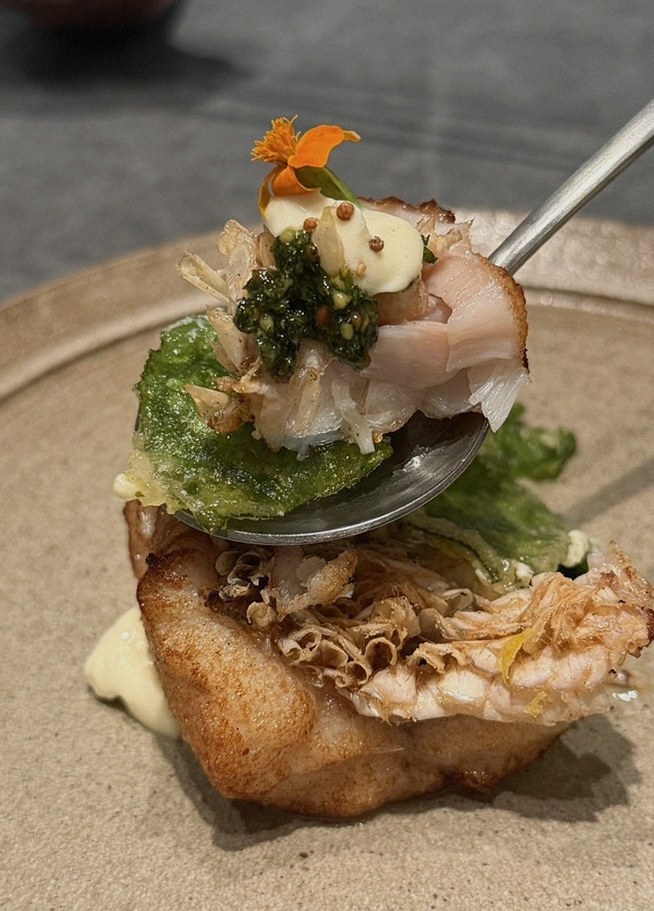 WOOHANA Jonggak · seafood course served alongside the beef