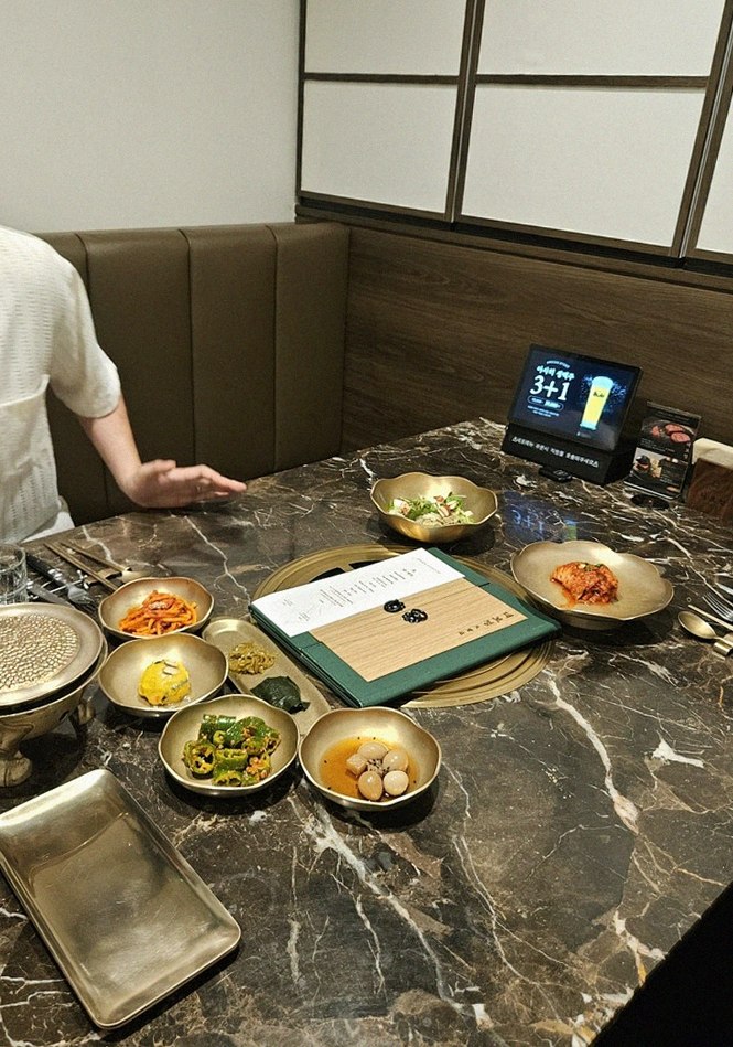 대보정 여의도점 · 샛강역 맛집 · 한 상 가득 차려진 한우 오마카세 코스