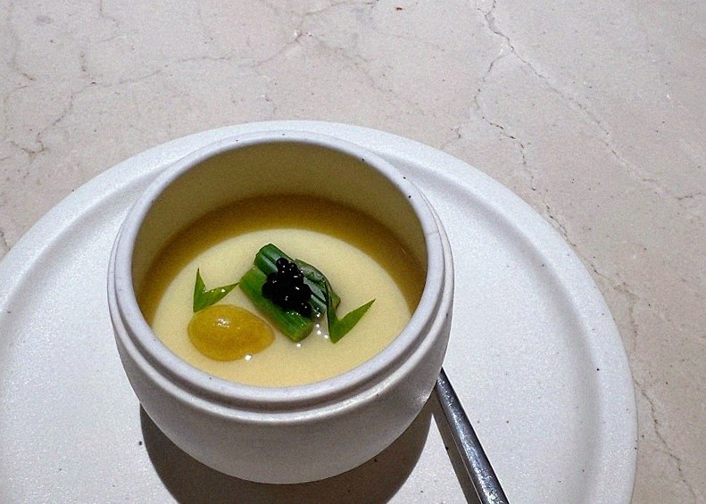 WOOARA Yeouido · 締めの温かいスープ