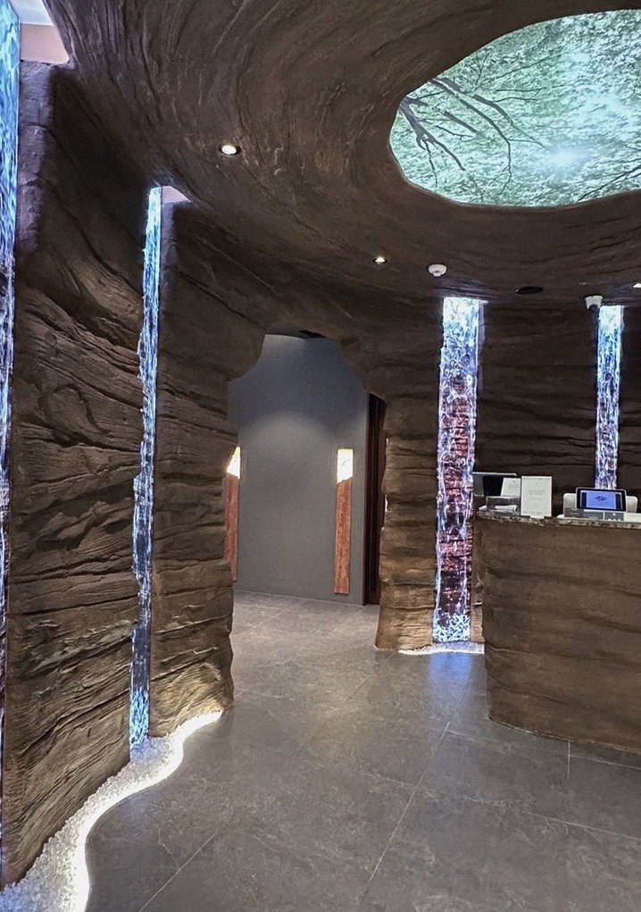 WOOHANA Jonggak · a private dining room — every table is a private room