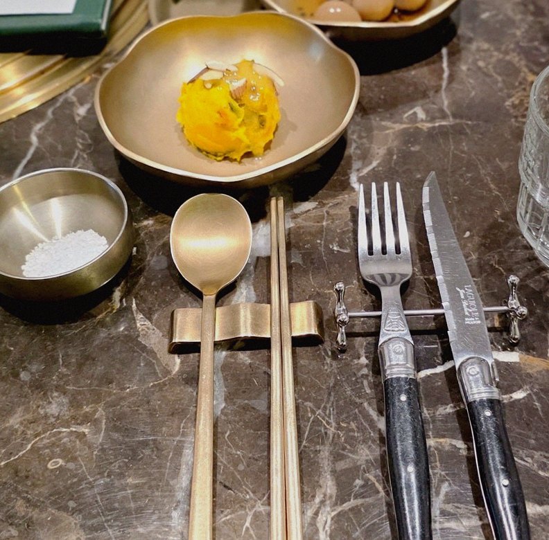 대보정 여의도점 · 여의도 63빌딩 맛집 · 한 상 가득 차려진 한우 오마카세 코스