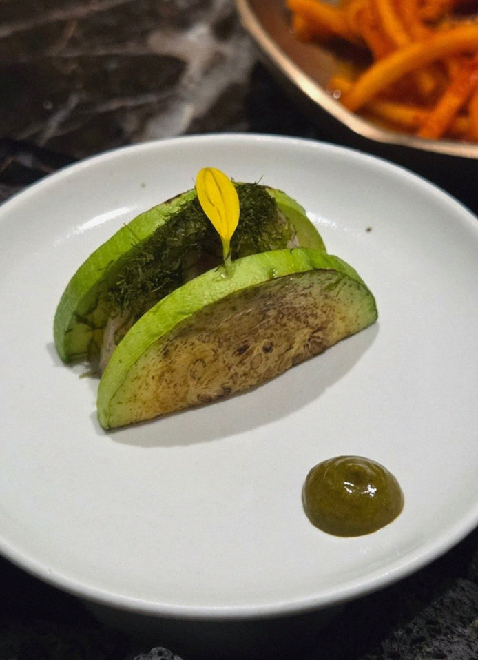 대보정 여의도점 · 여의도 63빌딩 맛집 · 한 접시씩 정성껏 플레이팅된 한우 코스 요리